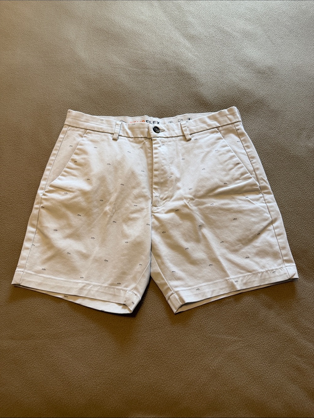 St John's Bay Chino Shorts. Men's 32.